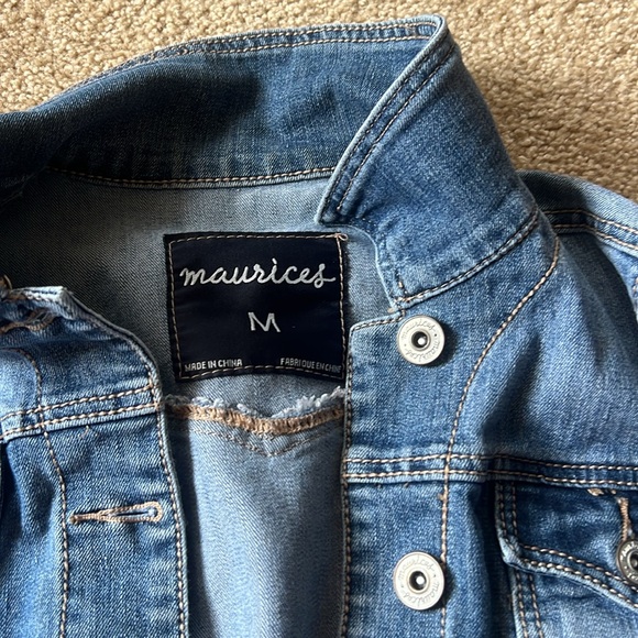 Jean jacket - Picture 2 of 4